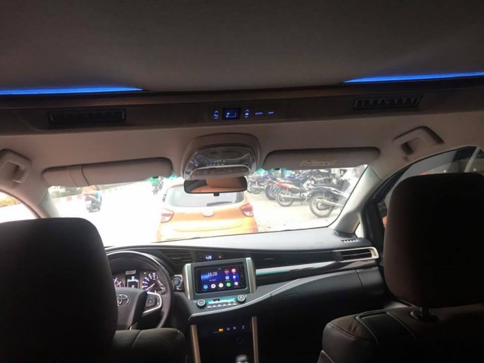 Innova 2.0 V sx 2016 siêu lướt chạy 2000km