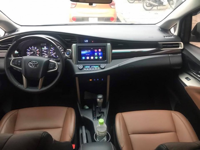Innova 2.0 V sx 2016 siêu lướt chạy 2000km