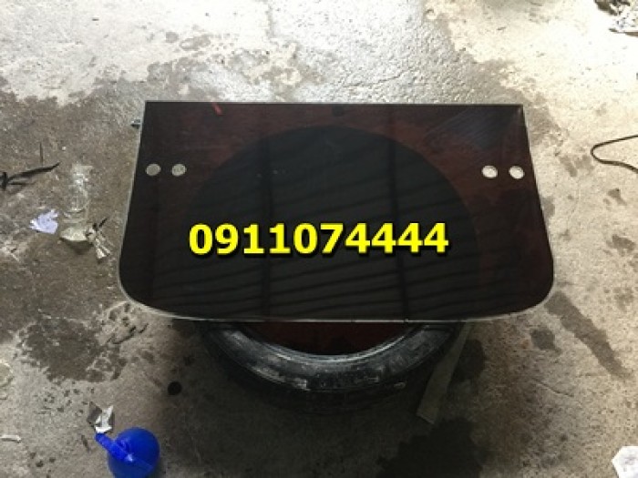 Kính chân dưới máy xúc Komatsu PC -6