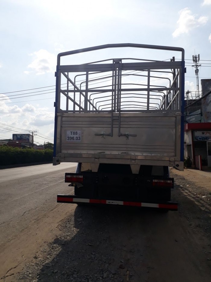 JAC 4 Chân  tải trọng hoàng hóa 17950 Kg