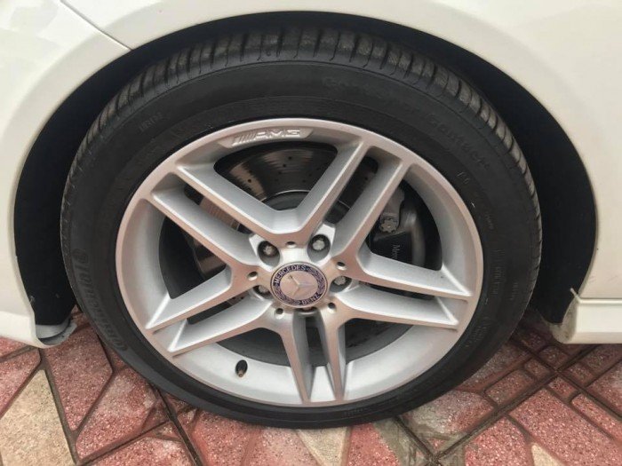 MERCEDES C300 AMG sản xuất 2012, đk 2013 cá nhân chính chủ biển siêu đẹp với chất lượng xe thì đại chất