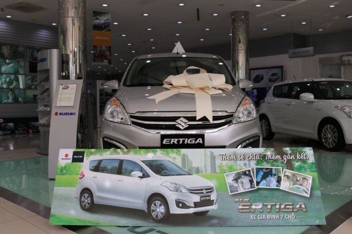 Tin nóng Suzuki Ertiga 2017 giảm giá đến 95 triệu trong tháng 1/2018