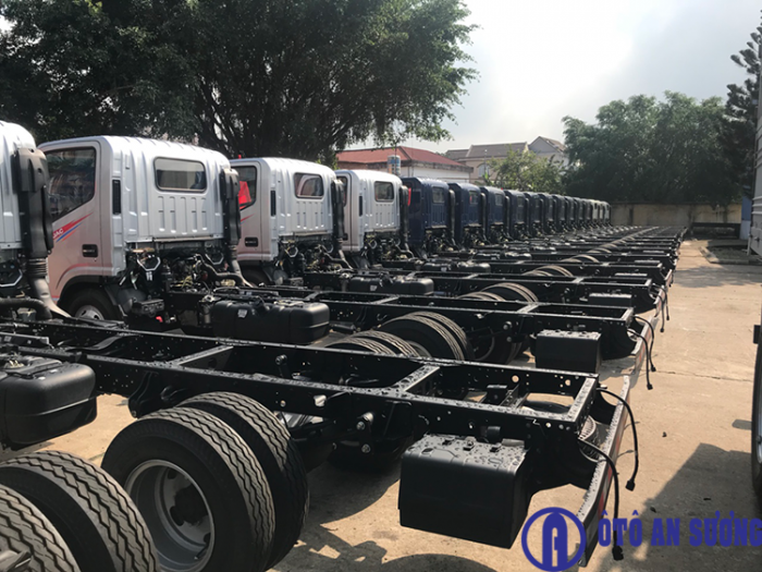 Bán xe tải 2T4 thùng dài 4m3 thời gian bảo hành lên tới 5 năm