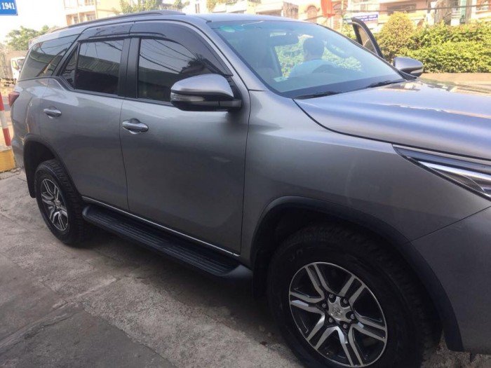 Bán Fortuner sx 2k16 chạy lướt 11.000km