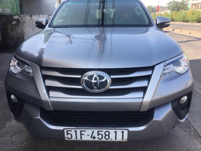 Bán Fortuner sx 2k16 chạy lướt 11.000km