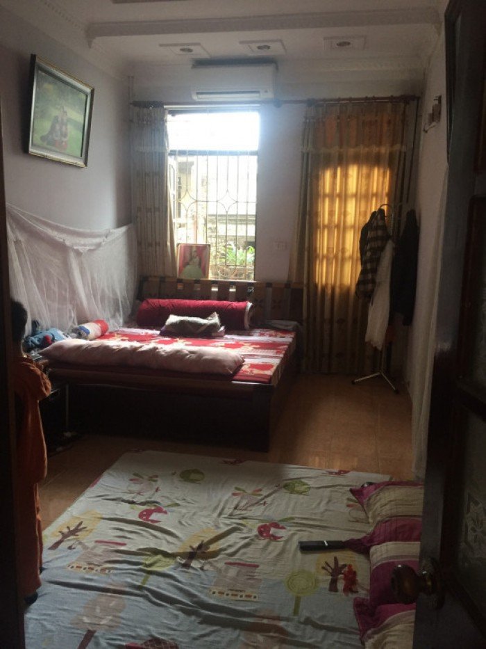 Nhà riêng mặt ngõ Lê Hồng Phong, Hà Đông.38m2.Đông Bắc, 3 ngủ, 2wc, ngõ thông 3m.