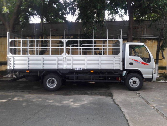 Xe tải jac 4.99 tấn, jac 5 tấn, giá rẻ, xe giao ngay, hỗ trợ vay 70-90%