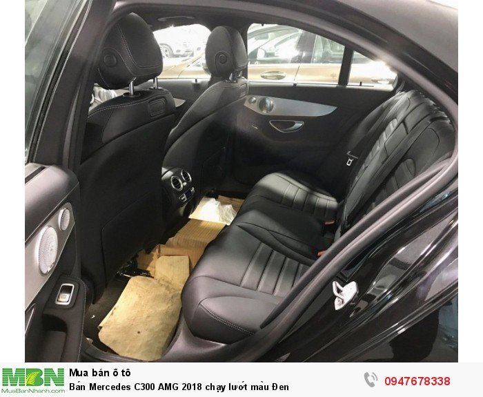 Bán Mercedes C300 AMG 2018 chạy lướt màu Đen