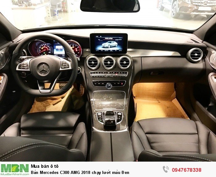 Bán Mercedes C300 AMG 2018 chạy lướt màu Đen