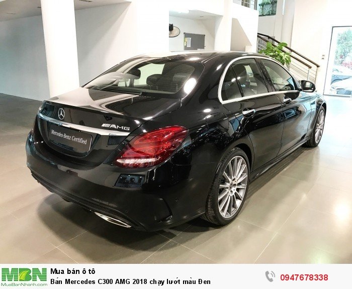 Bán Mercedes C300 AMG 2018 chạy lướt màu Đen