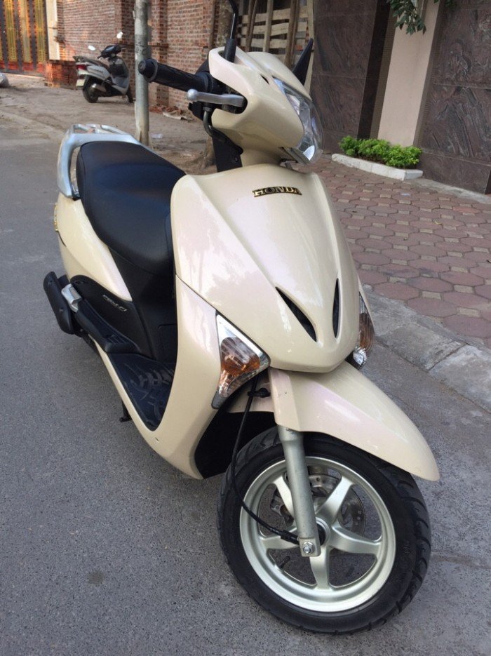 Cần bán xe honda lead đời cuối 2011