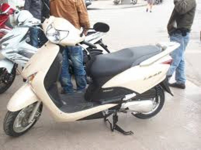 Cần bán xe honda lead đời cuối 2011