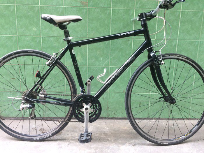 Xe đạp touring Specialized USA