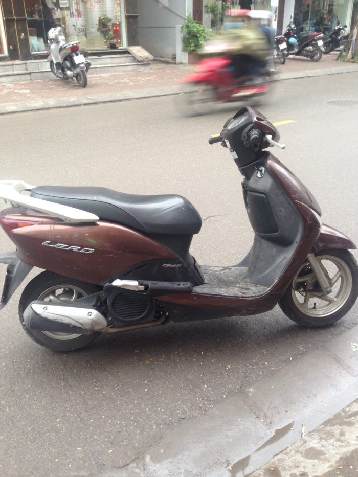 Cần bán Honda Lead màu nâu đen đăng kí 2010