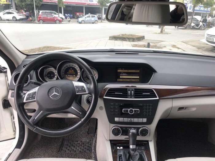 Mercedes C250 sản xuất 2011 đăng ký chính chủ từ đầu