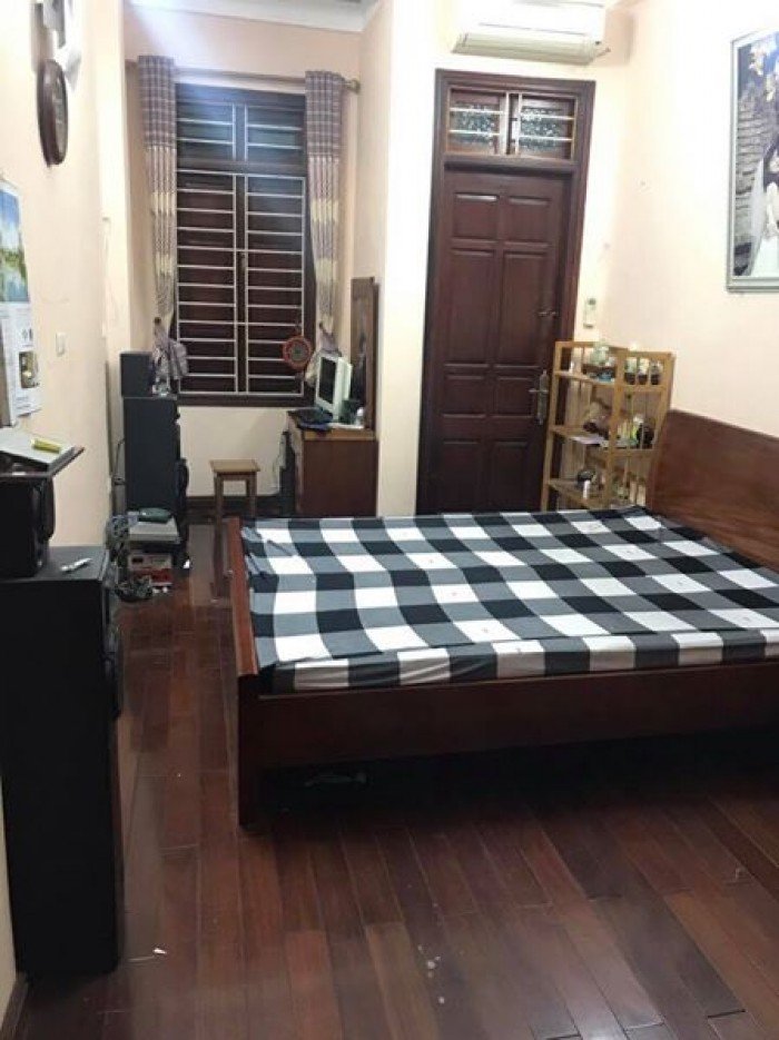 Bán nhà riêng Yên Lãng, ở luôn, kinh doanh tuyệt, 28m2