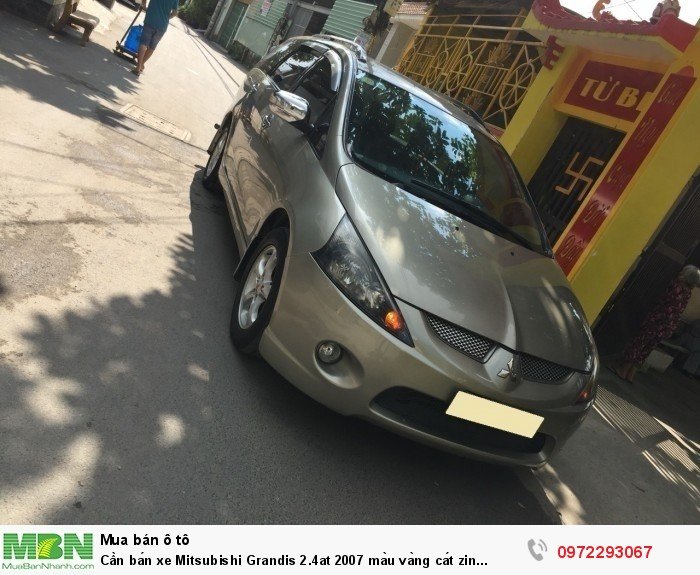 Cần bán xe Mitsubishi Grandis 2.4at 2007 màu vàng cát zin đẹp