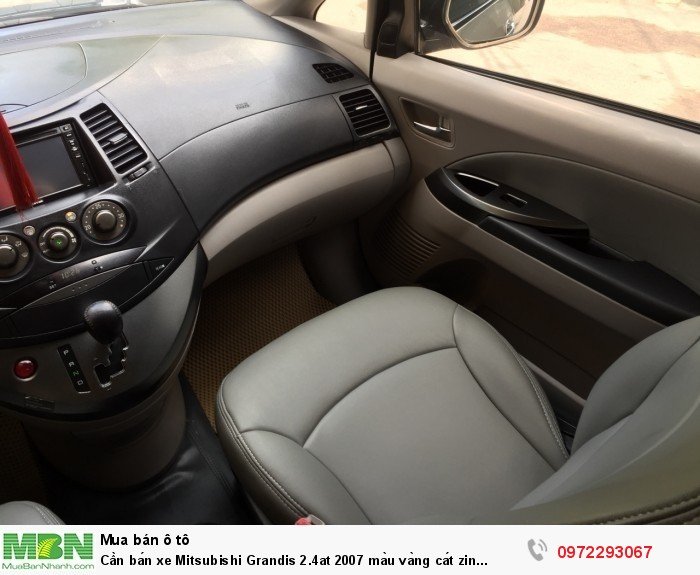 Cần bán xe Mitsubishi Grandis 2.4at 2007 màu vàng cát zin đẹp