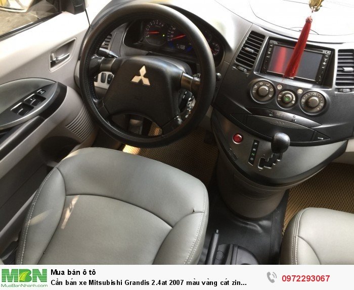 Cần bán xe Mitsubishi Grandis 2.4at 2007 màu vàng cát zin đẹp