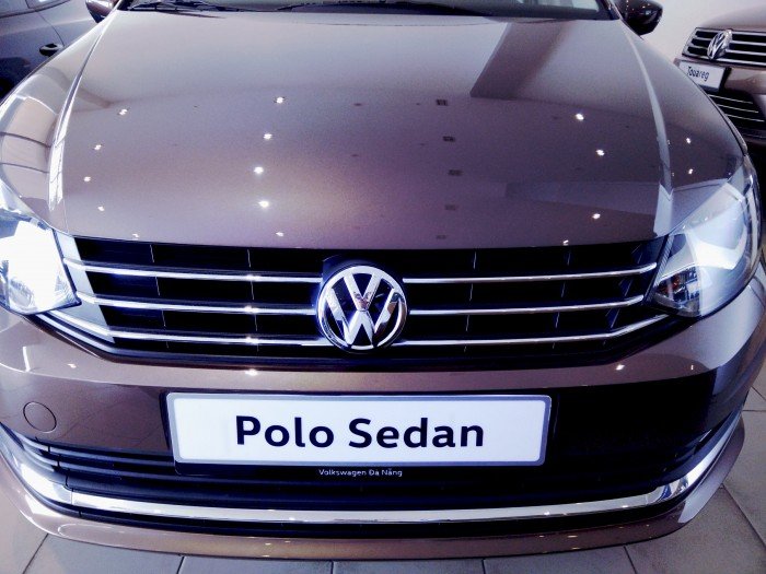 Ưu đãi vàng - Nhanh tay sở hữu The New Volkswagen Polo Sedan DOHC I4 màu nâu tại VW Đà Nẵng