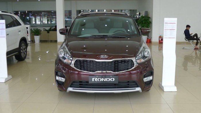 KIA Rondo - Chương trình giảm giá 40 tr cho khách hàng