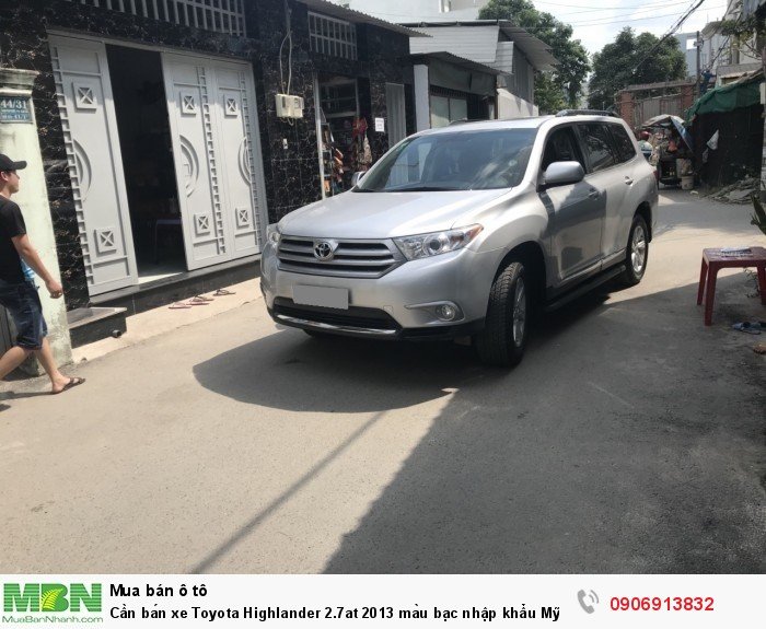 Cần bán xe Toyota Highlander 2.7at 2013 màu bạc nhập khẩu Mỹ