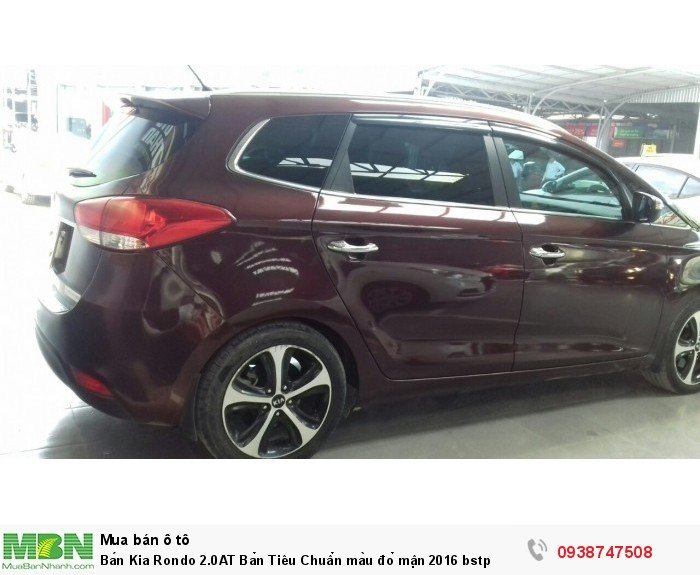 Bán Kia Rondo 2.0AT Bản Tiêu Chuẩn màu đỏ mận 2016 bstp