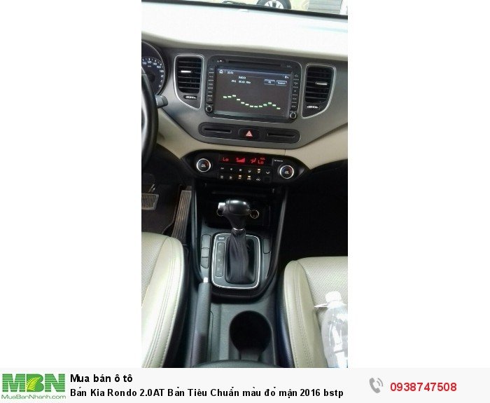 Bán Kia Rondo 2.0AT Bản Tiêu Chuẩn màu đỏ mận 2016 bstp