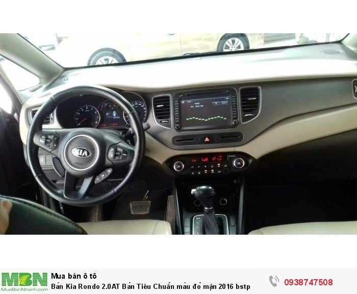 Bán Kia Rondo 2.0AT Bản Tiêu Chuẩn màu đỏ mận 2016 bstp