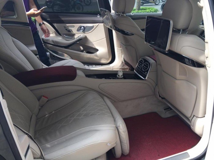 Lên sóng em Maybach S600 2015 màu đen vip xe cọp trùm mền