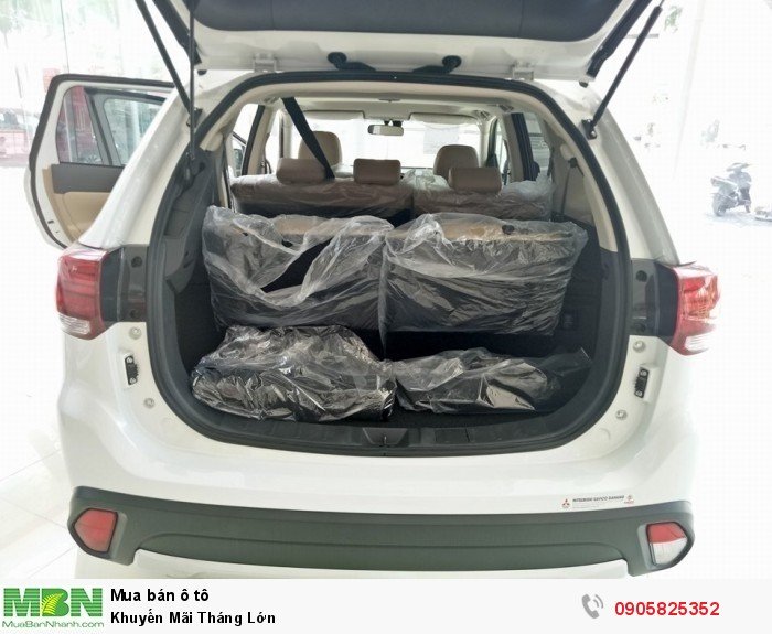Khuyến Mãi Tháng Lớn Mitsubishi Outlander