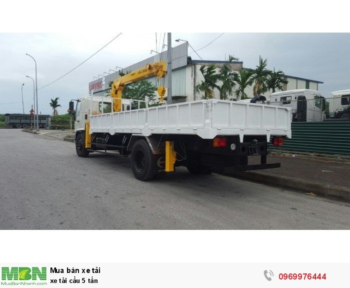 Xe tải cẩu 5 tấn