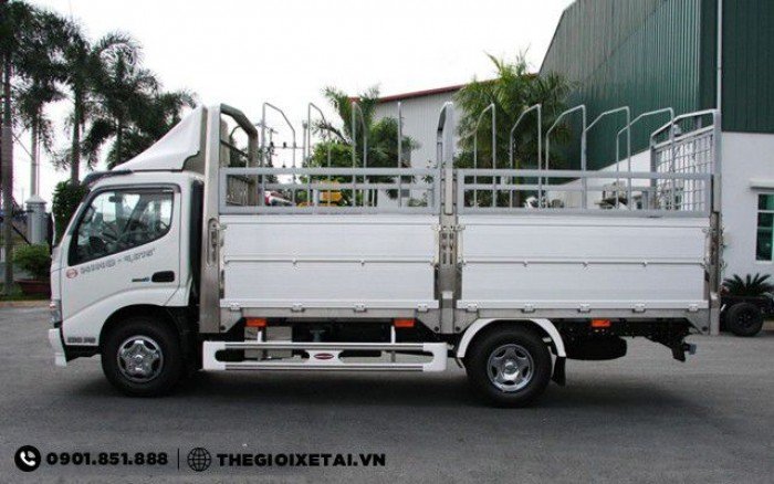 Bán Xe Tải Hino XZU 1T9 Thùng Bạt  Giá Tốt Trả góp 90%