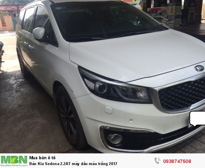 Bán Kia Sedona 2.2AT máy dầu màu trắng 2017