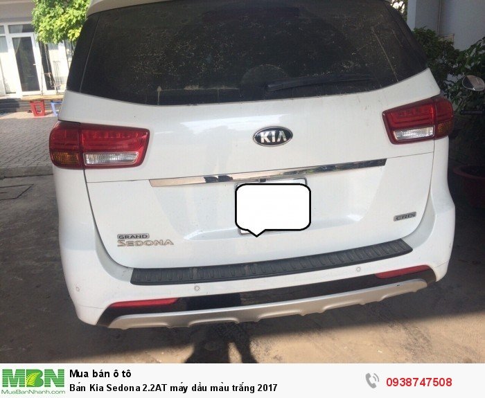 Bán Kia Sedona 2.2AT máy dầu màu trắng 2017