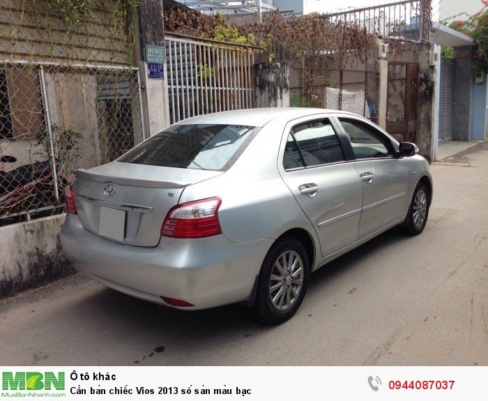 Cần bán chiếc Vios 2013 số sàn màu bạc