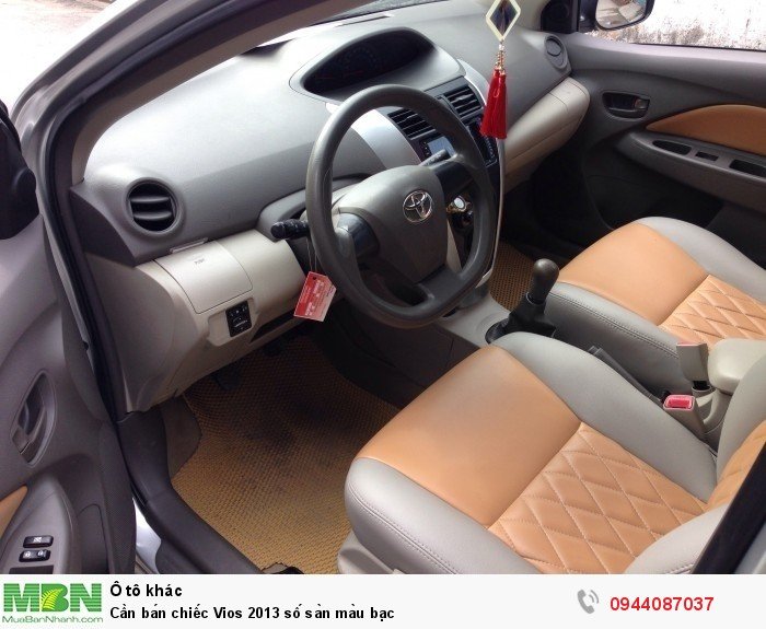Cần bán chiếc Vios 2013 số sàn màu bạc