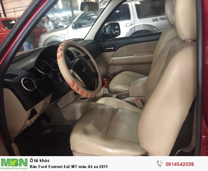 Bán Ford Everest 4x2 MT màu đỏ sx 2011