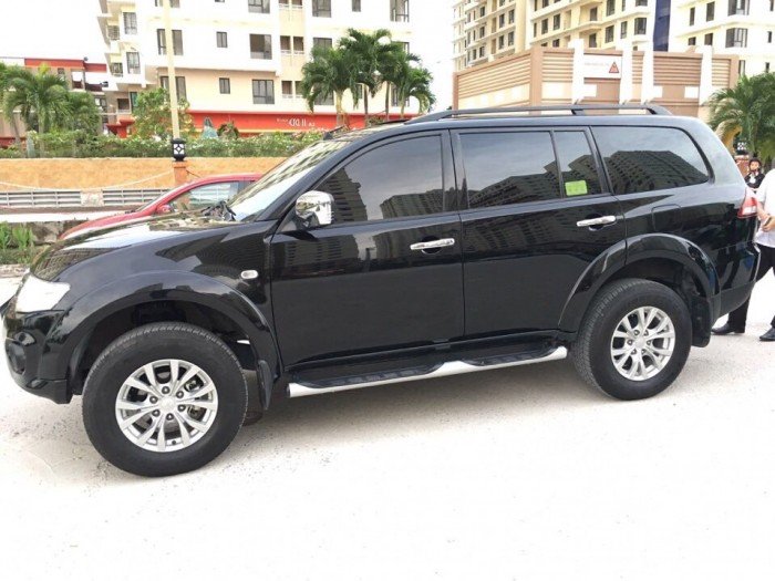 Có chiếc xe MITSUBISHI PAJERO SPORT 2016 dư để rảnh rỗi nên cho thuê giá rẻ