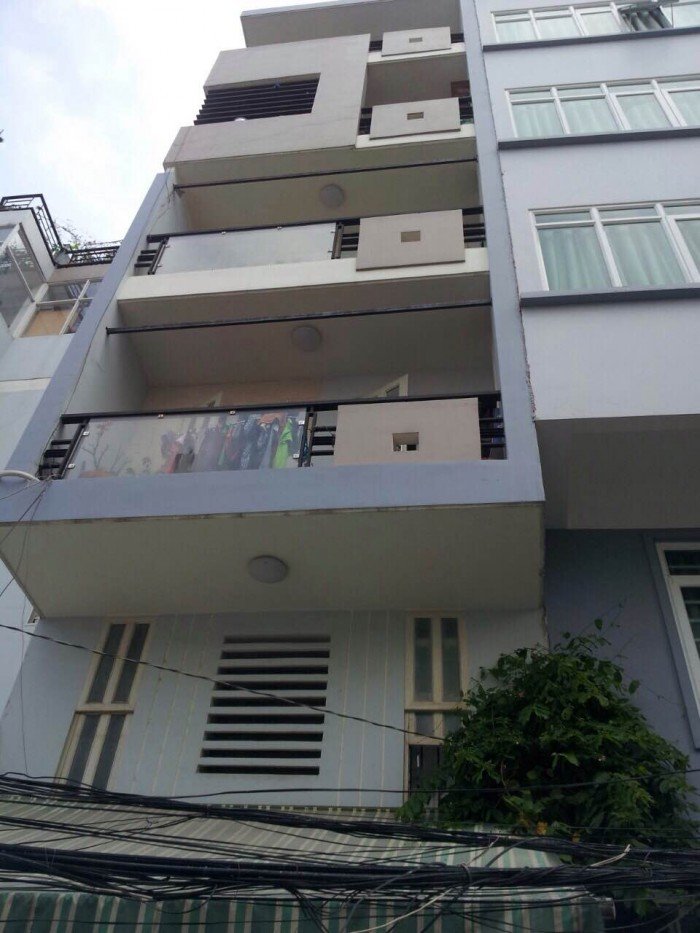Bán nhà Nguyễn Trãi, 33m2X3 tầng. Xe máy tránh nhau.