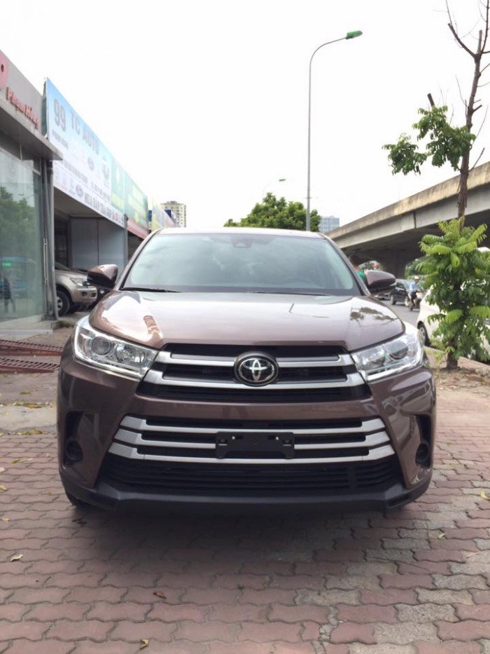 Toyota Highlander Le 2017 cực đẹp nhập mỹ tiêu chuẩn Euro 6