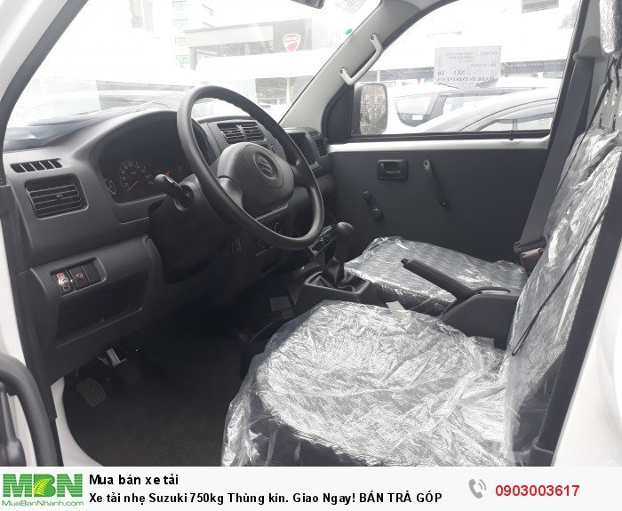 Xe tải nhẹ Suzuki 750kg Thùng kín. Giao Ngay! BÁN TRẢ GÓP