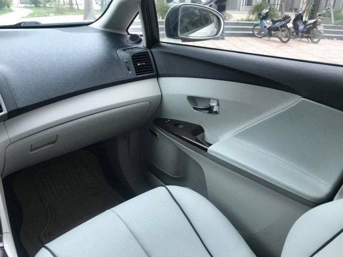 Toyota venza 2.7, số tự động, nhập mỹ, sx 2009, đk 2010, bản full