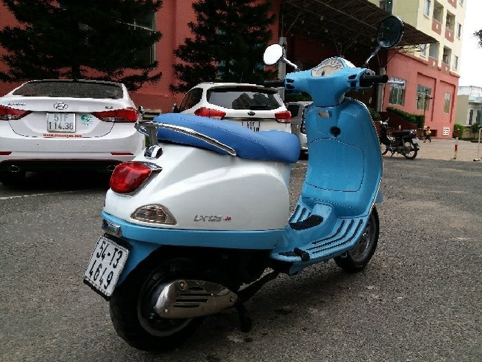 Piaggio Vespa LX 125 Mới Đẹp Long Lanh