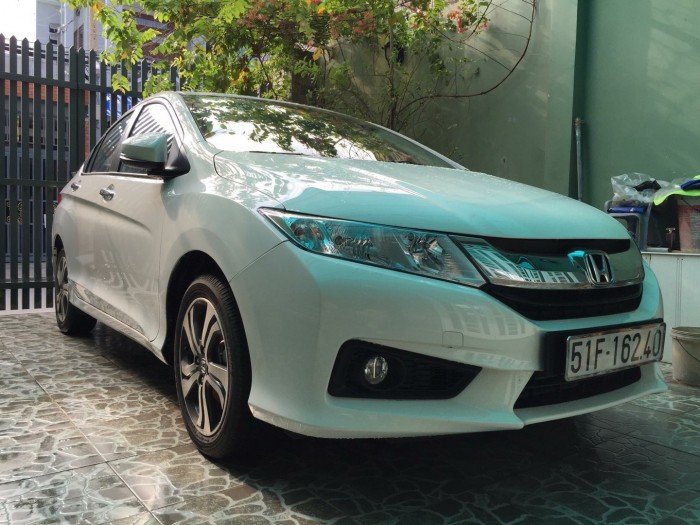 Gia đình có xe Honda City 2015 để không nên cho thuê tự lái giá rẻ