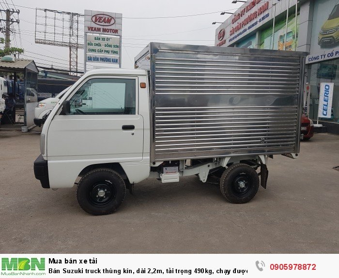 Bán Suzuki truck thùng kín, dài 2,2m, tải trọng 490kg, chạy được trong giừ cao điểm