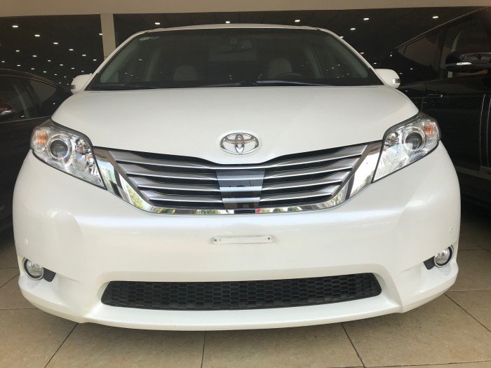 Bán Toyota Sienna limited model 2014 đăng ký 2015 bản đủ hết đồ,xe đẹp