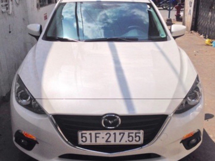 Xe ô tô Mazda 3 đời 2015 cho thuê giá rẻ