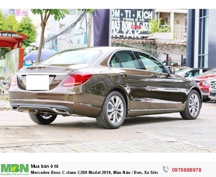 Mercedes Benz C class C200 Model 2018, Màu Nâu / Đen, Xe Siêu Lướt, Mới đi đúng 1000 km