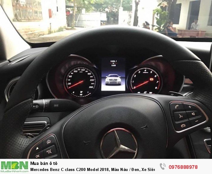 Mercedes Benz C class C200 Model 2018, Màu Nâu / Đen, Xe Siêu Lướt, Mới đi đúng 1000 km